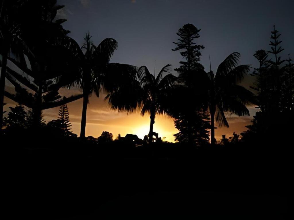 Fletcher Christian Holiday Hotel Burnt Pine Esterno foto