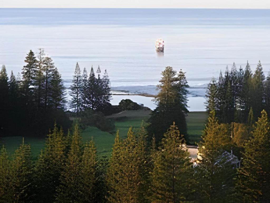 Fletcher Christian Holiday Hotel Burnt Pine Esterno foto